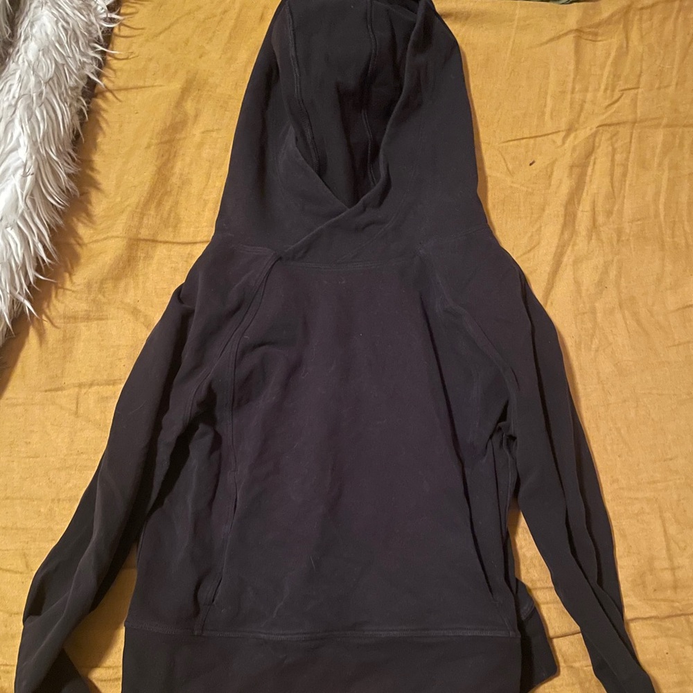 Black Lululemon Cropped Hoodie